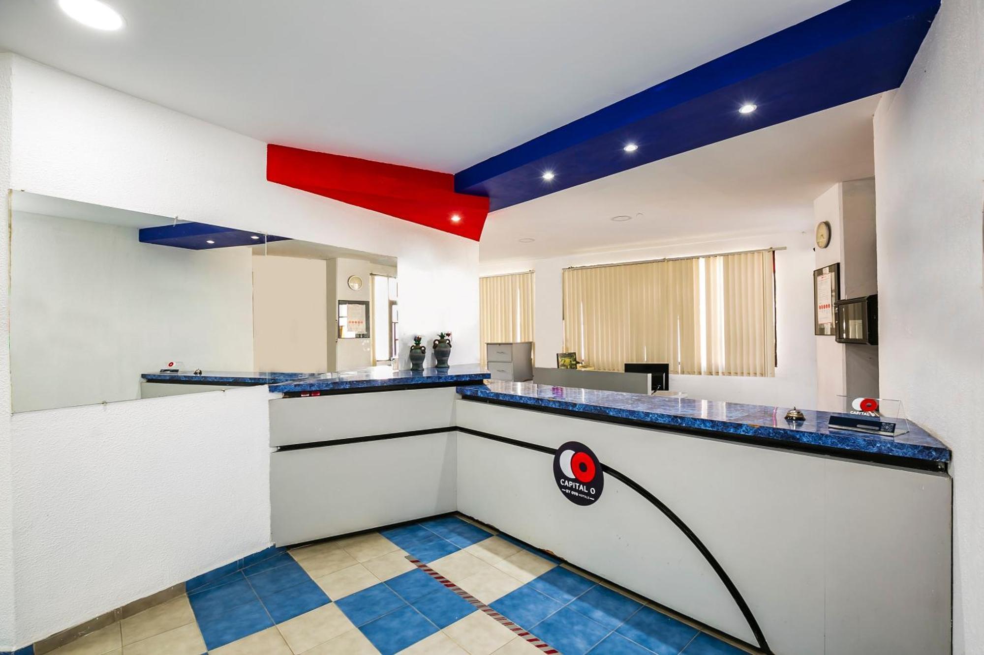 Capital O Hotel Casa Blanca, Морелія Екстер'єр фото