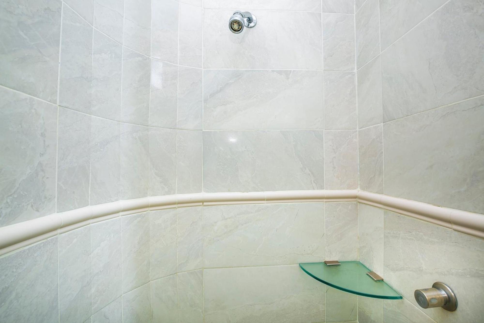 Capital O Hotel Casa Blanca, Морелія Екстер'єр фото