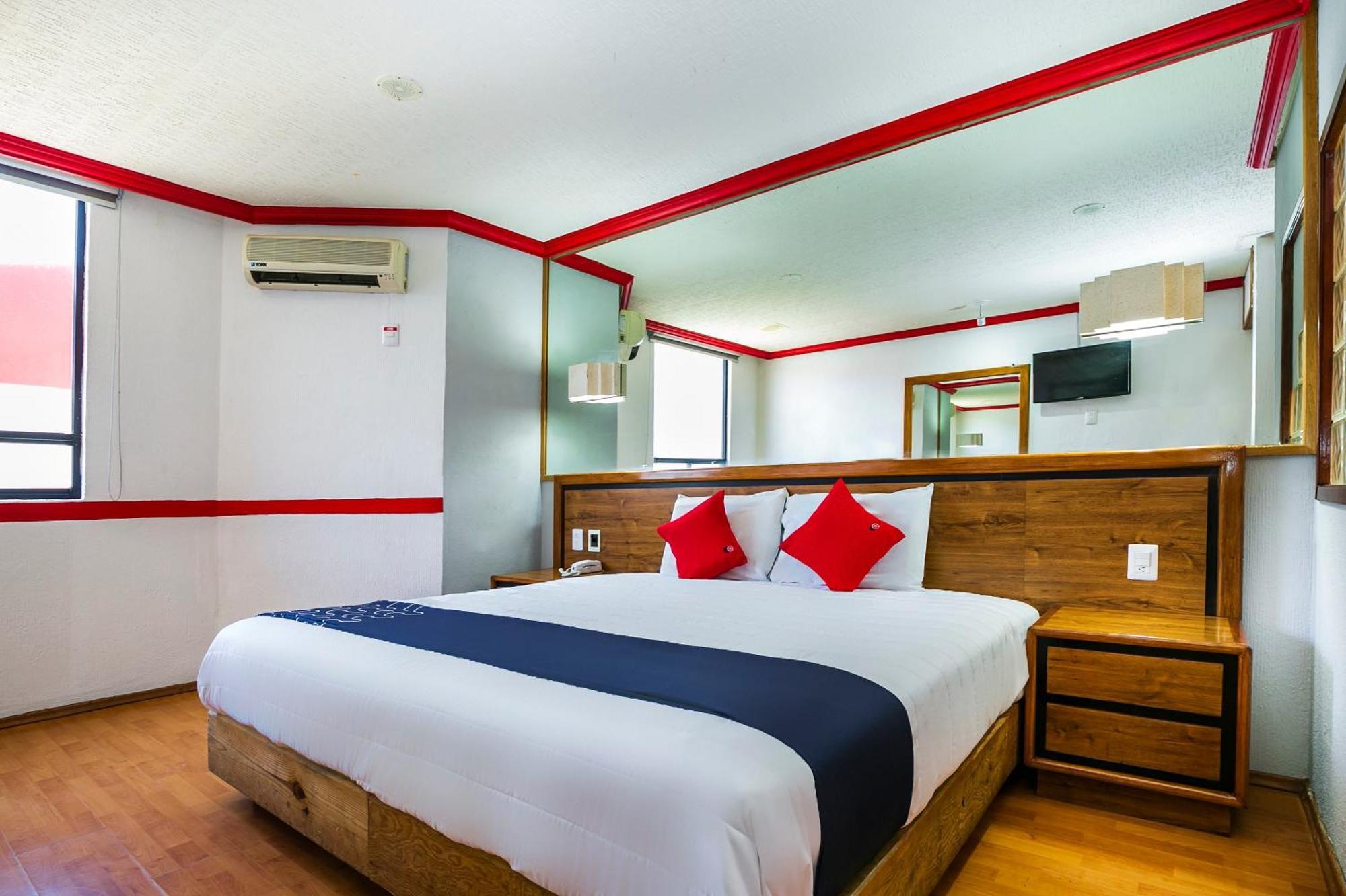 Capital O Hotel Casa Blanca, Морелія Екстер'єр фото